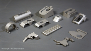 Kleinteile einer Flinte in Titanium beschichten