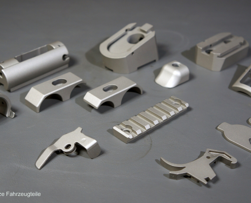 Kleinteile einer Flinte in Titanium beschichten