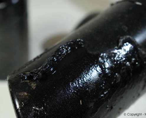 Auspuffblenden in Schwarz glänzend Auspuffblenden glänzend pulverbeschichten