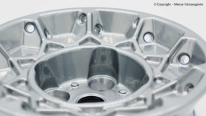 Radnabe BMW Chromo Brilliant Radnabe in Chromo Brilliant pulverbeschichten